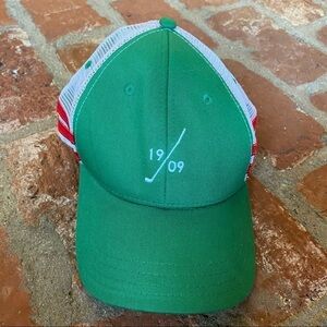 Pukka Green, red & white hat